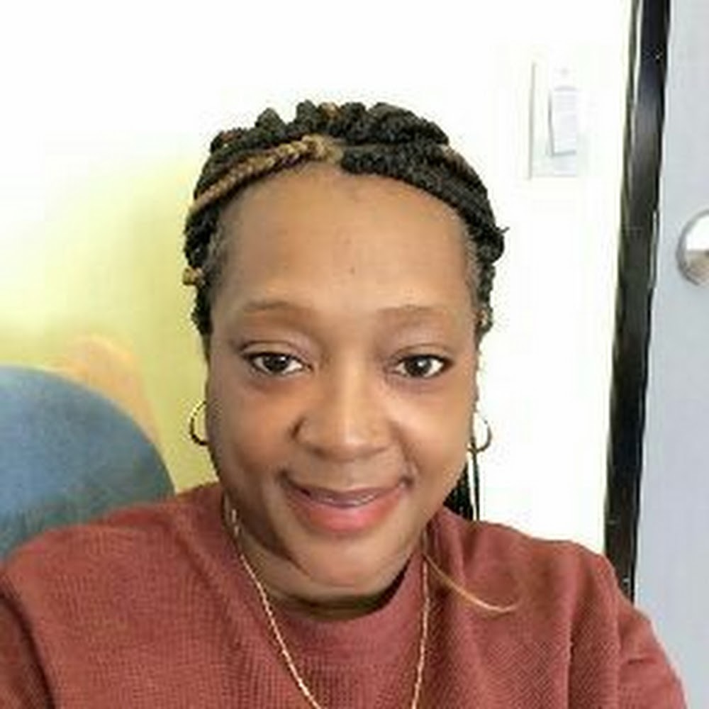 Meet your Posher, Pamela